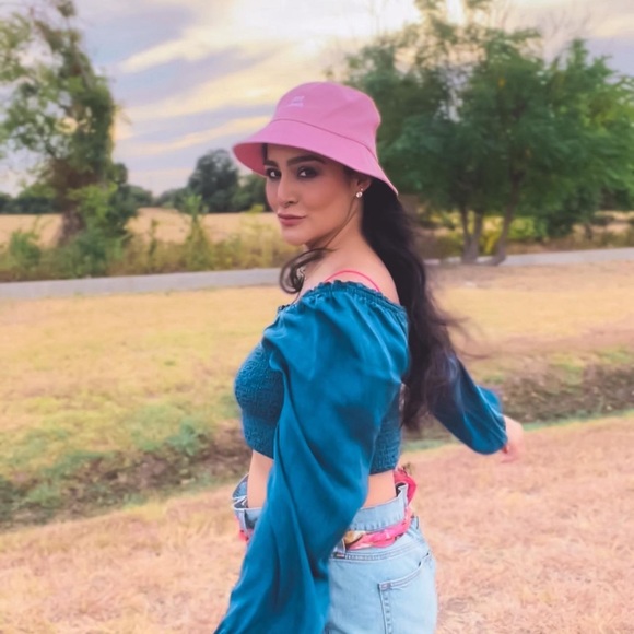 🎁Old Navy blouse - Picture 4 of 5